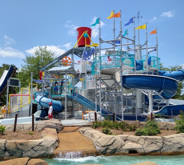 Geyser Falls Water Theme Park (Philadelphia,&nbspMS)